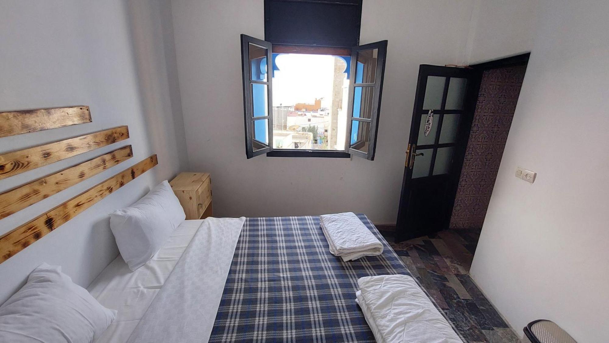 Habibi Hostel Тагазут Екстериор снимка
