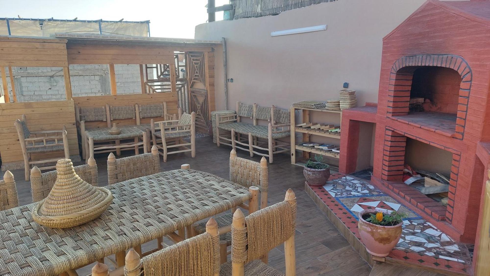 Habibi Hostel Тагазут Екстериор снимка