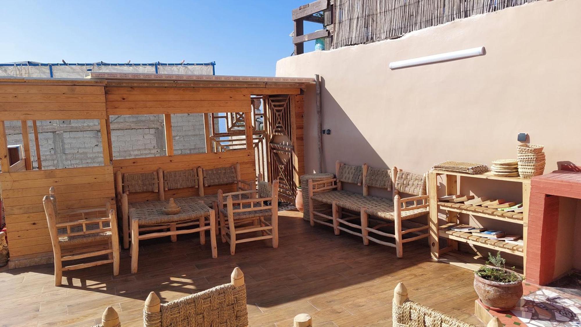 Habibi Hostel Тагазут Екстериор снимка