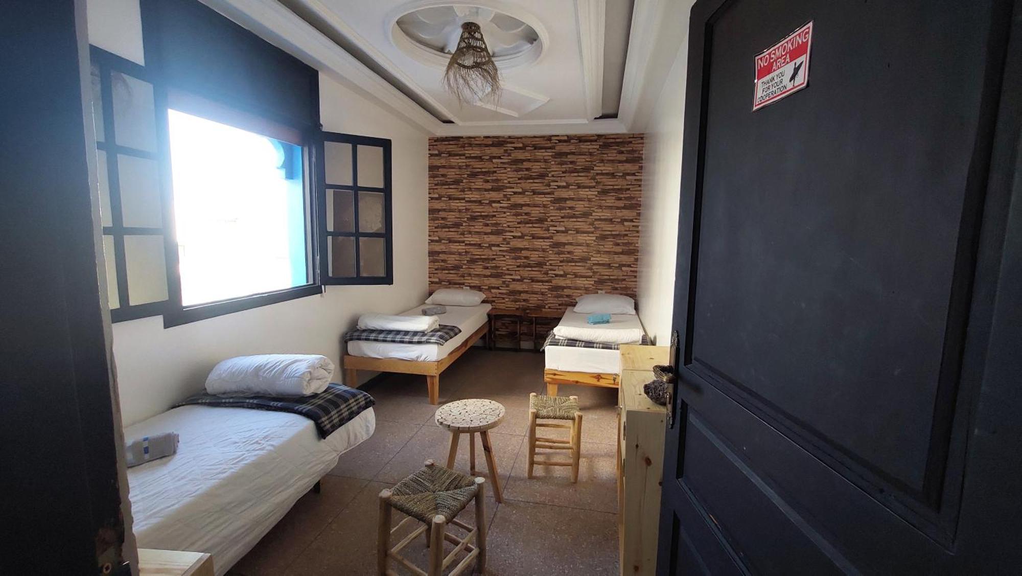 Habibi Hostel Тагазут Екстериор снимка
